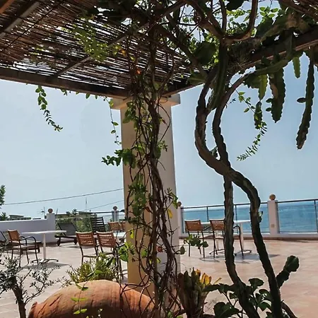 马尔布罗旅馆 招待所 伊维萨镇